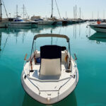 Bateau de location ou bateau personnel : comment choisir sans se tromper ?